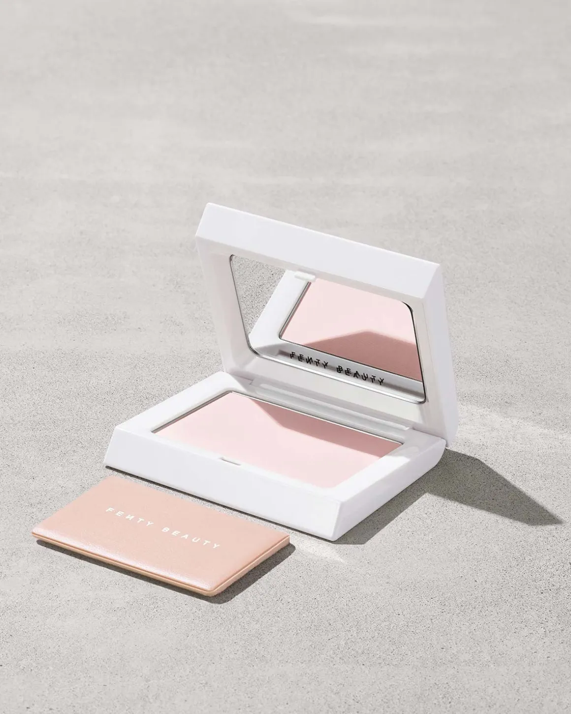 Bright Fix Instant Brightening + Blurring Powder