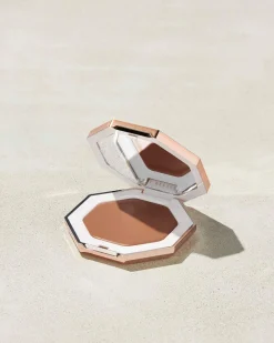 Cheeks Out Freestyle Cream Bronzer
