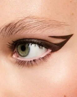 Fine Linez Lash Line-Enhancing Eyeliner