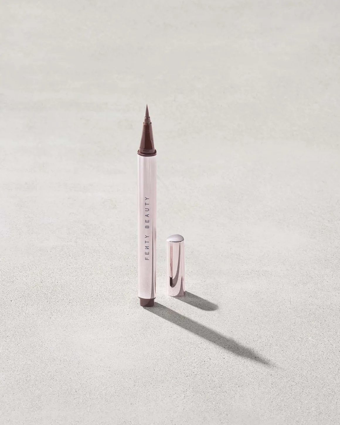 Flyliner Longwear Liquid Eyeliner