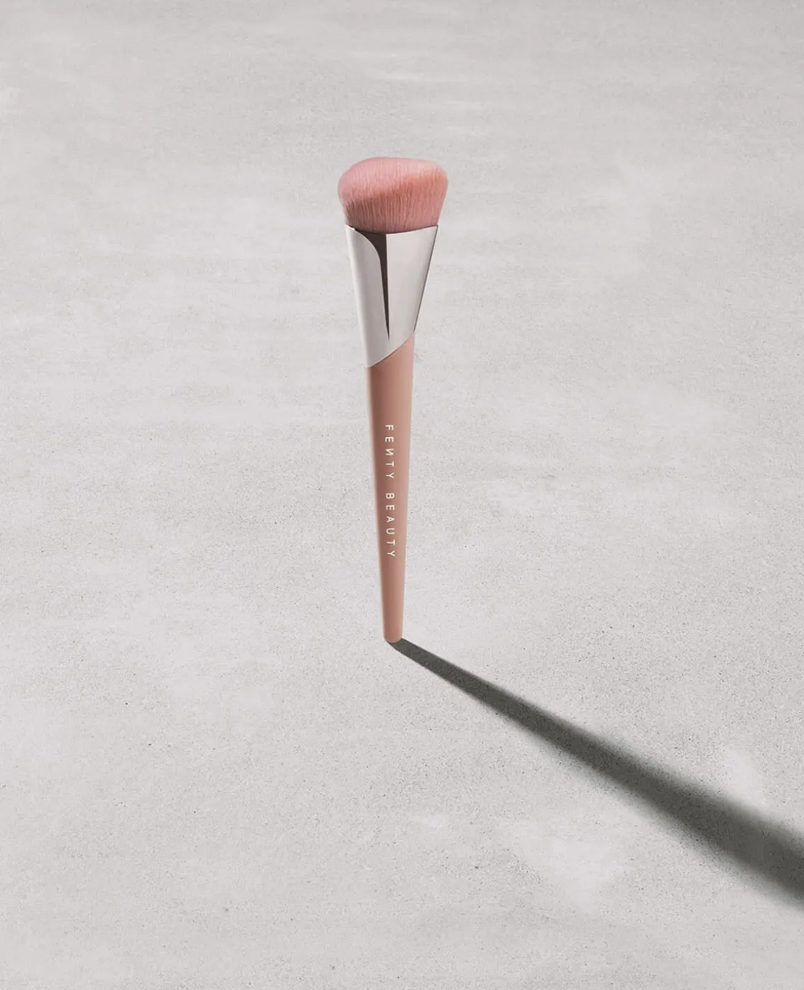 Foundation Brush 145