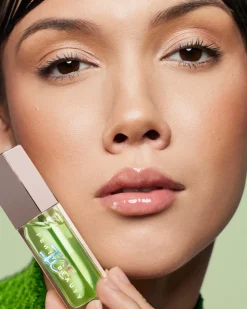 Gloss Bomb Ice Cooling Lip Luminizer