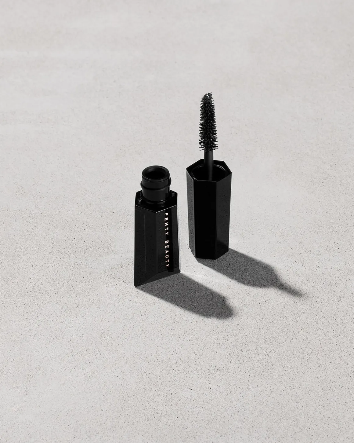 Hella Thicc Volumizing Mascara