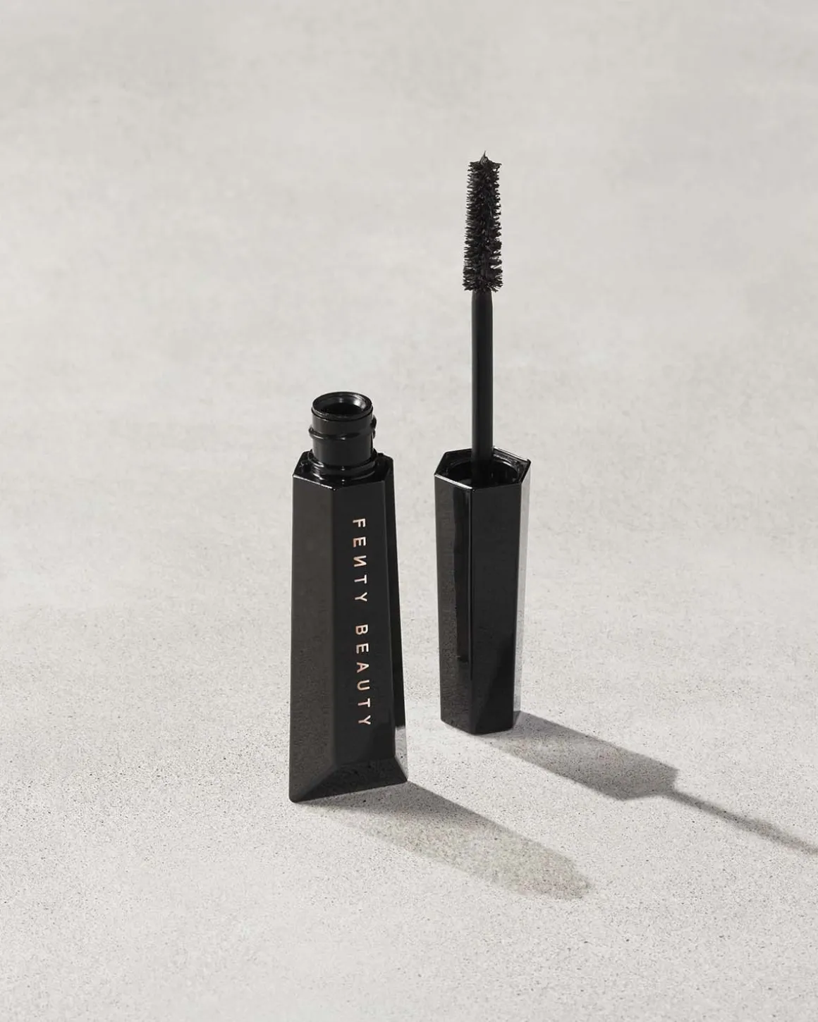 Hella Thicc Volumizing Mascara