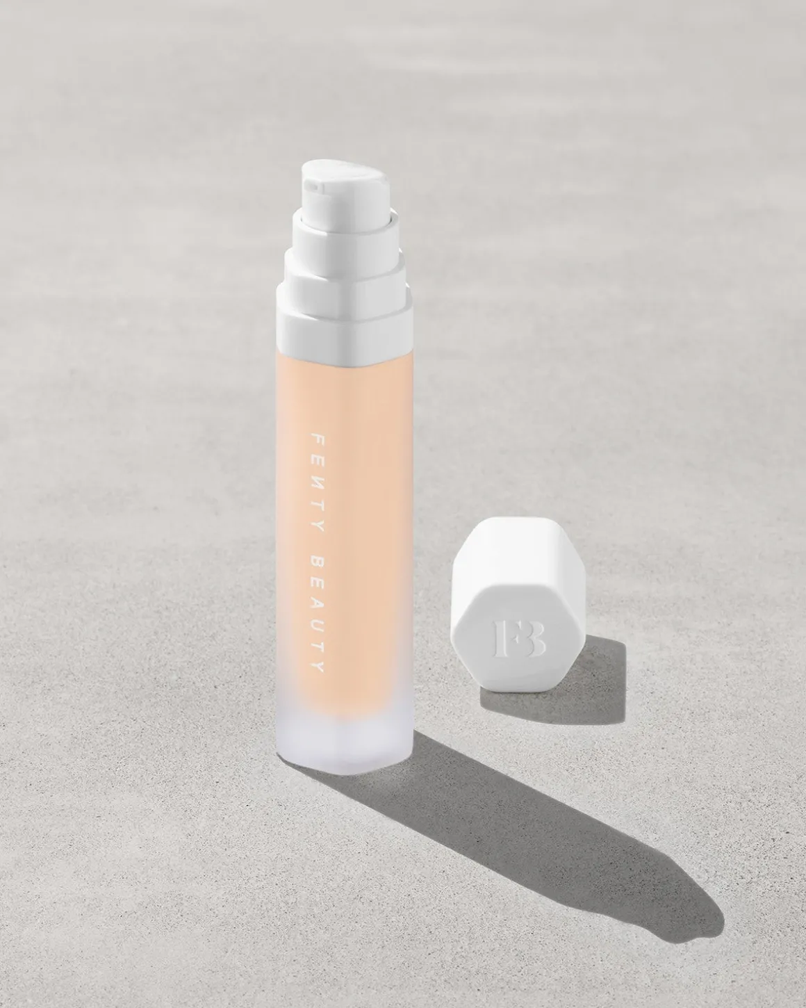 Soft'lit Naturally Luminous Longwear Foundation