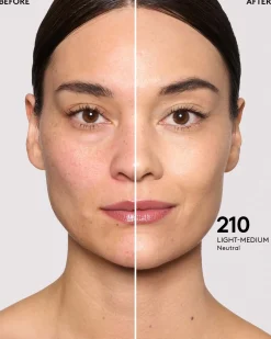Soft'lit Naturally Luminous Longwear Foundation